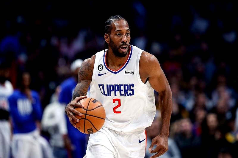 球队主力复出，连胜七场，冲击冠军