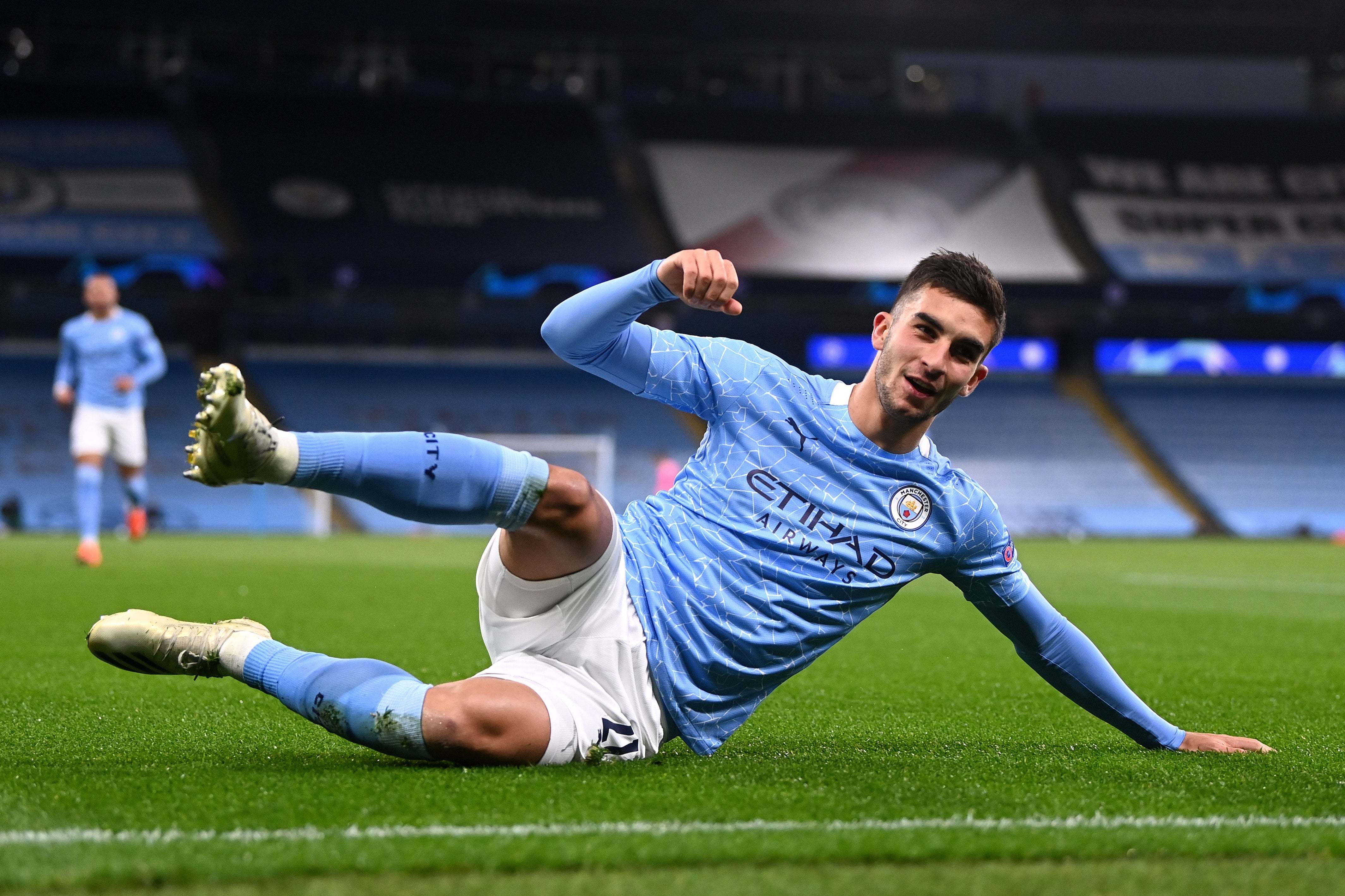 利物浦爆冷塞内加尔,费兰·托雷斯高光表现 利物浦爆冷塞内加尔,费兰·托雷斯高光表现