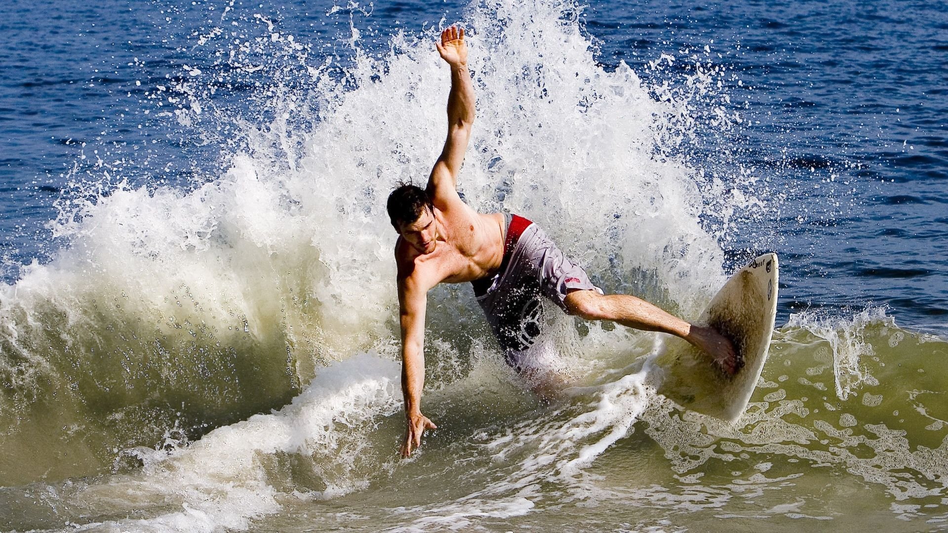 锁链与利刃，马克西如何用防守冰封步行者进攻引擎