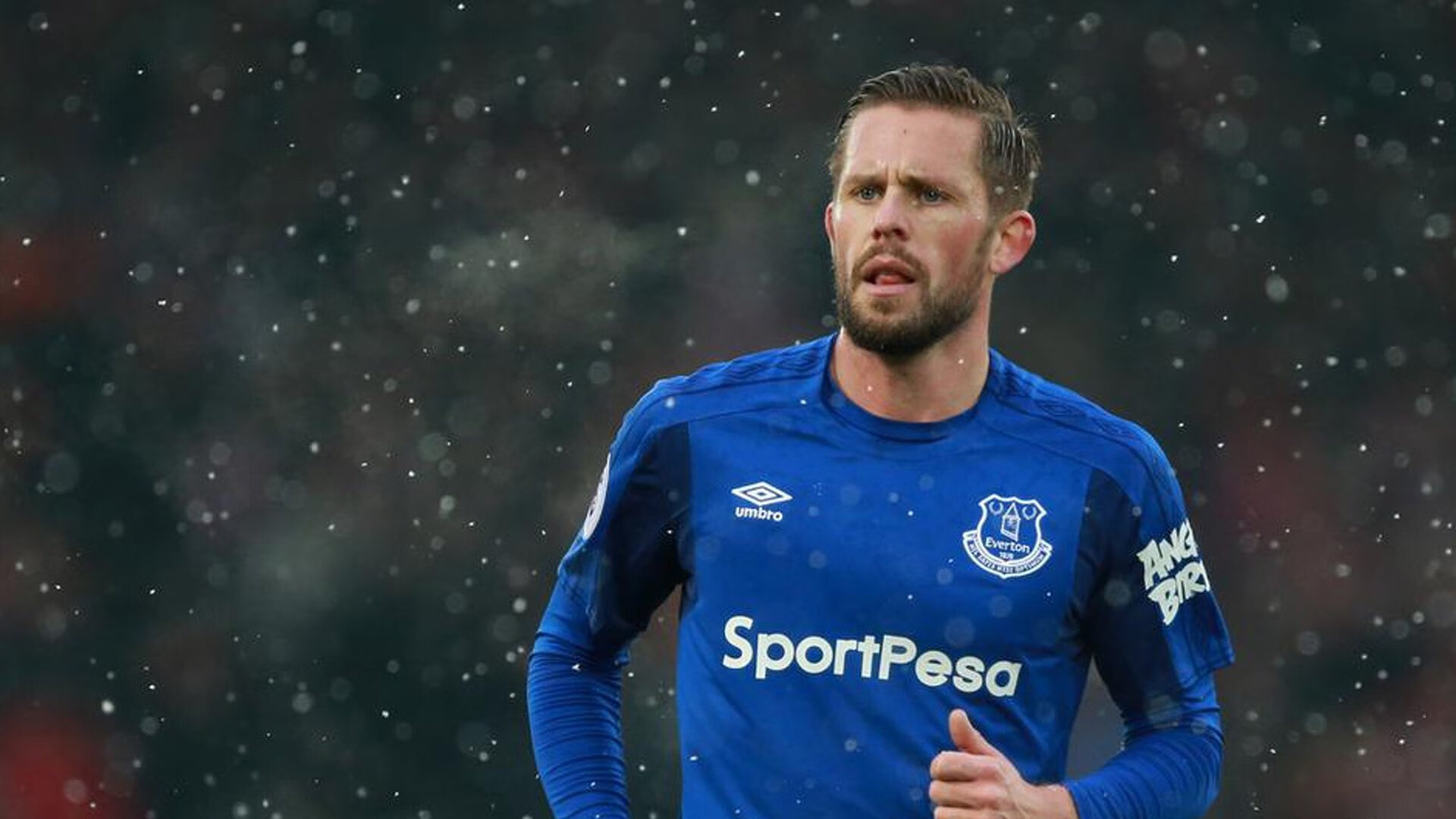 贝恩稳定输出不掉线，热火慢炖战术击穿广东队防线